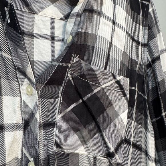 Neutral GAP Plaid Button Down Flannel Shirt Size S EUC - Picture 5 of 5